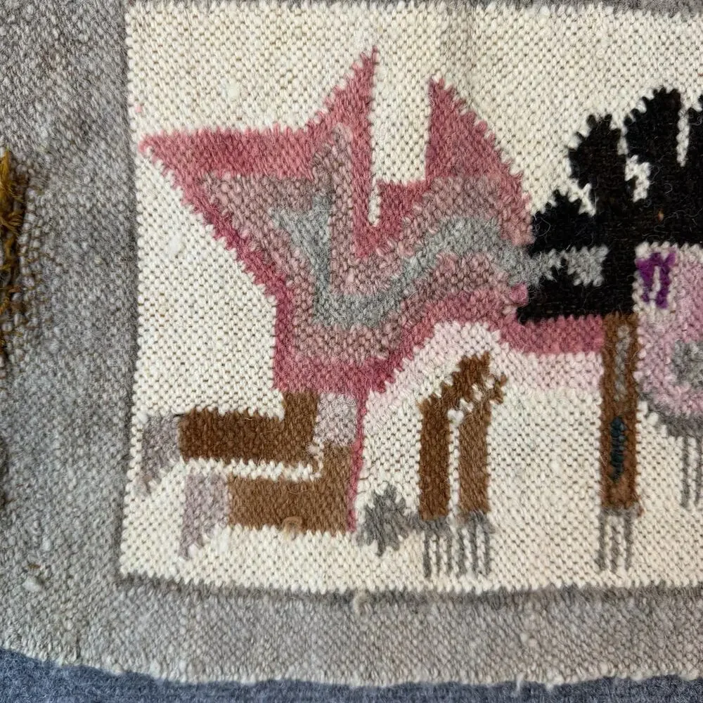 ANTIQUE NATIVE AMERICAN HAND MADE RUG/BLANKET ELEMENT KNEELING MAN FIGURE